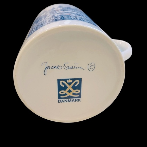 Kobenhavn Denmark / COPENHAGEN DENMARK collectors Porcelain Coffee/Tea Mug 4” - Picture 7 of 9